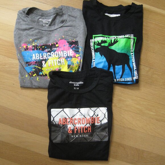 Abercrombie Kids Boys Short Sleeve T-shirts Sz 13/14 Bundle of 3 Black Grey Tees - Picture 1 of 13
